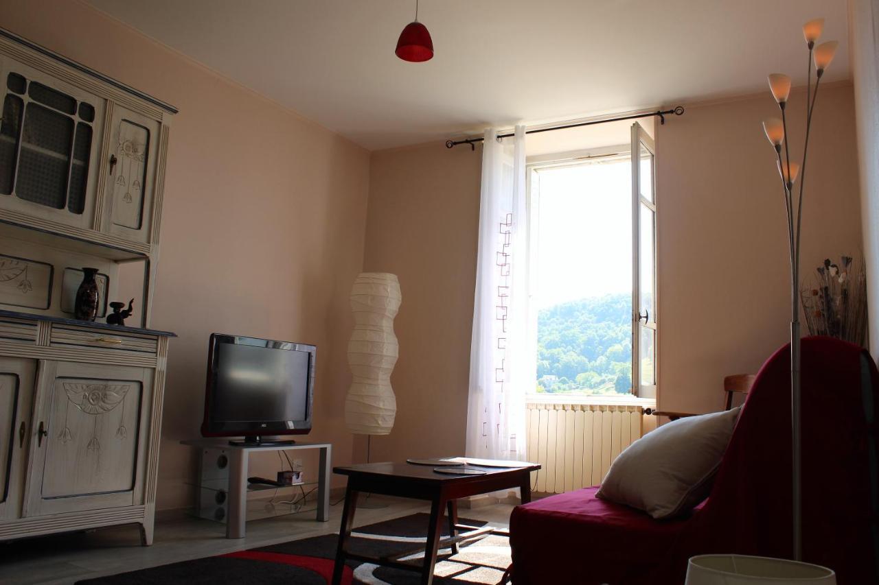Appartement Douceur en Campagne à Espalion Extérieur photo