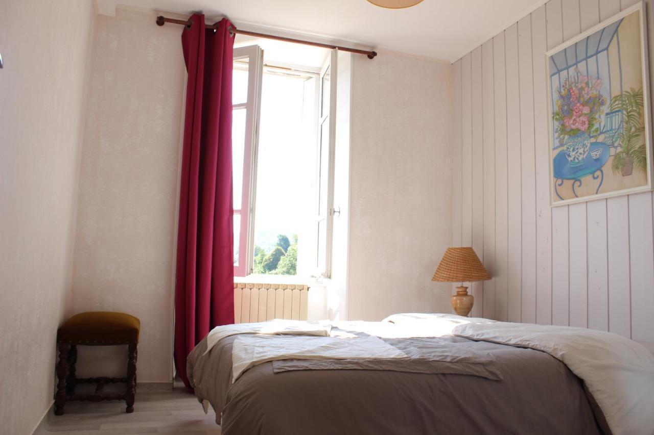 Appartement Douceur en Campagne à Espalion Extérieur photo
